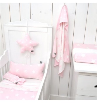 http://www.rockonbabies.com/89-large/couverture-passe-couloir-star-pinkwhite-by-baby-s-only.jpg